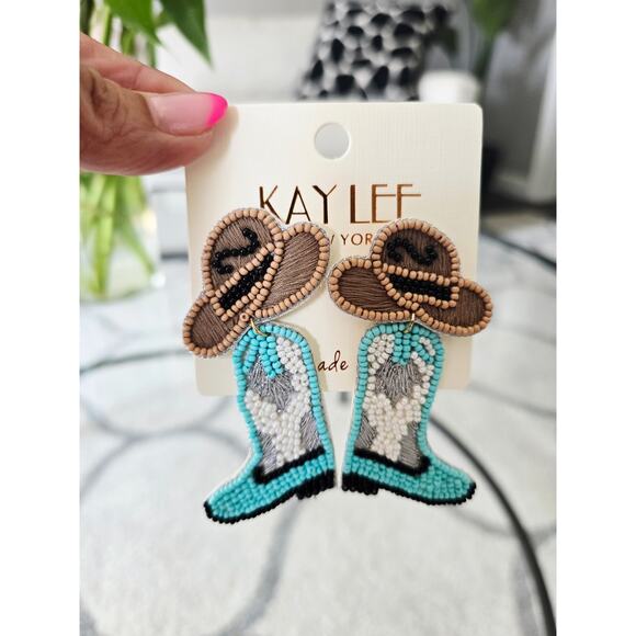 Kay Lee Beaded Cowboy Hat Boots Earrings New - Picture 2 of 3